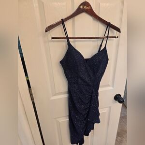 WOMEN'S CITY VIBE DRESS IN SIZE 1. BLUE IN COLOR WITH MULTI COLOR ACCENT SPARKLE